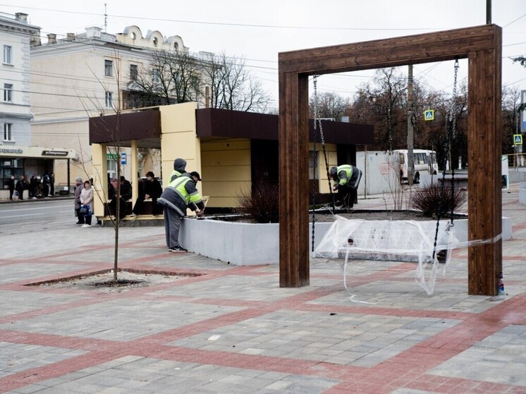 Возле ТЦ «Куряночка» установят тактильную плитку