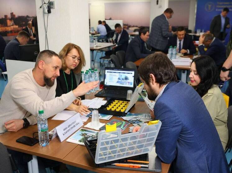 220 встречи и 3 новых контракта: Самара укрепляет связи с Нижегородской областью