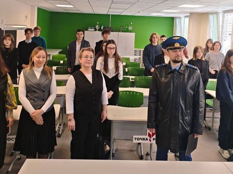 Школу в Сланцах отремонтировали под надзором прокуратуры