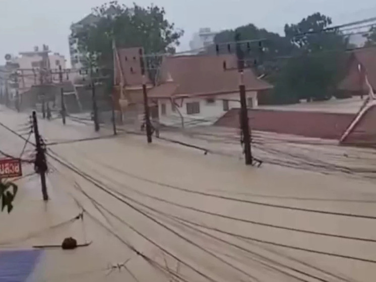 Турист из Новосибирска оказался в затопленной гостинице в Таиланде