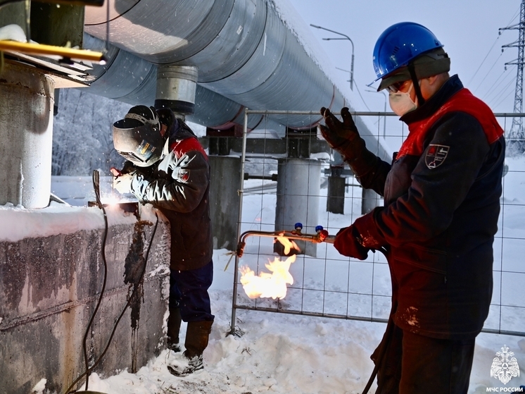 Имитация прорыва магистрального трубопровода прокачала навыки мурманских спасателей