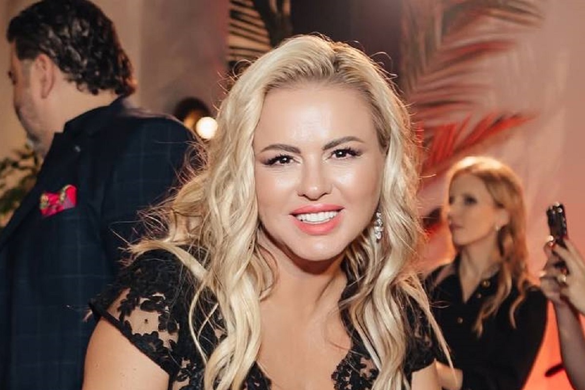 Экс-фигуристка поделилась пикантным видео