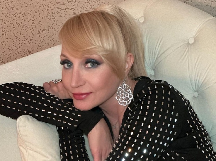 Певица Кристина Орбакайте показала, как изменилась за последние четыре года младшая из ее троих детей — дочь, рожденная в браке с бизнесменом Михаилом Земцовым. 13-летняя Клавдия взяла от родителей самое лучшее.