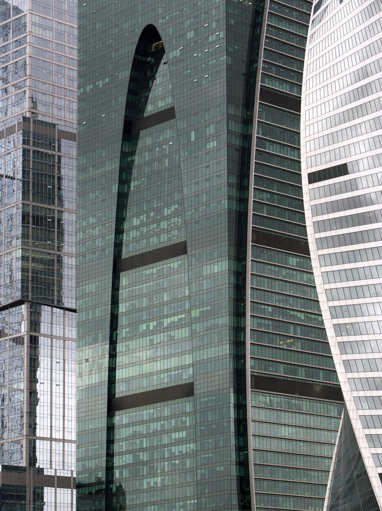 "Осторожно, новости": из башни Федерация в Москва-Сити эвакуируют людей