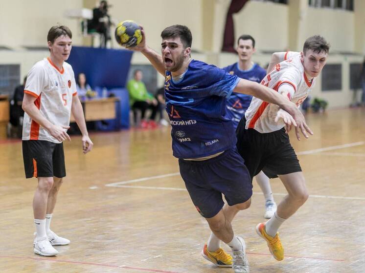 Краснодарские гандболисты завершили первый круг «регулярки» на 6 месте турнирной таблицы