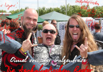 Когда слышишь название Die Apokalyptischen Reiter («Всадники Апокалипсиса»), первое, что приходит на ум, — мрак, металл и философия конца света