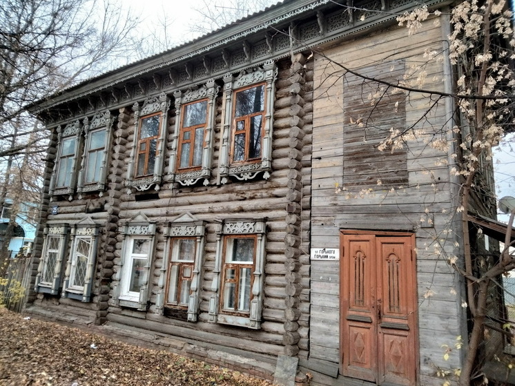 Старинный русский городок, куда почти никогда не доезжают туристы: каких-то 200 км от Москвы - прекрасная природа и сервис королевский