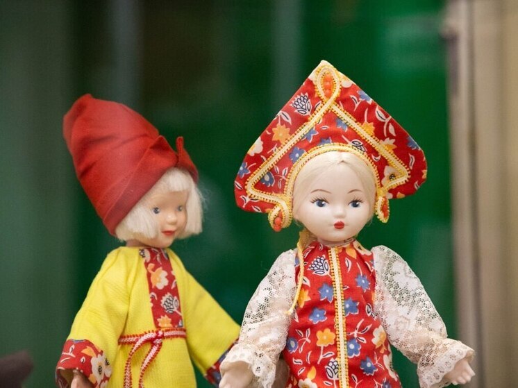 Юные дизайнеры НовГУ создали зимнюю сказку в Детском музейном центре