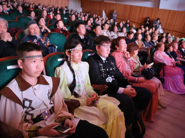 В Якутске назвали лучших исполнителей Олонхо среди детей