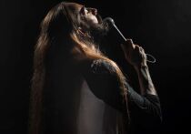 Для тех, кто жаждет быть в центре внимания, следует проявлять осторожность в своих желаниях: стремление к славе в качестве солиста действительно повышает риск ранней смерти, говорят исследователи