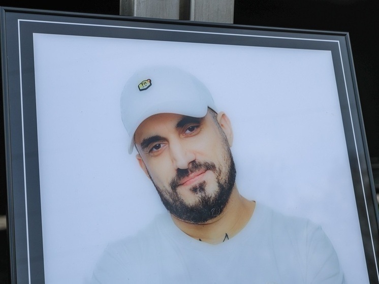 Baza: жене Паши Техника предложили 1,3 млн рублей для записи посмертного альбома