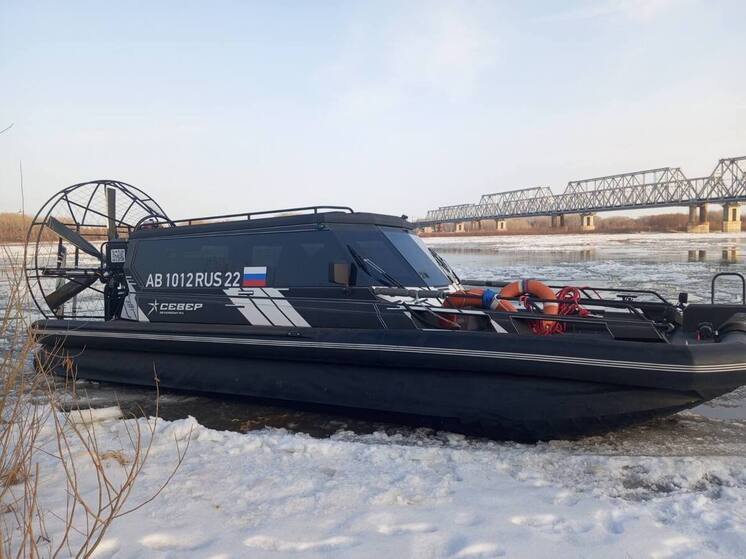 В Камне-на-Оби запустили водную переправу до завершения ледостава