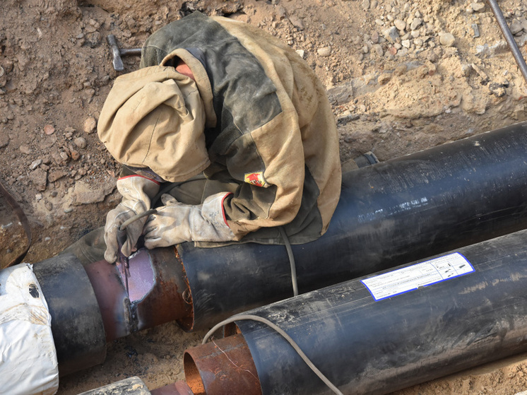 Жители домов на семи костромских улицах полдня проведут без отопления и горячей воды