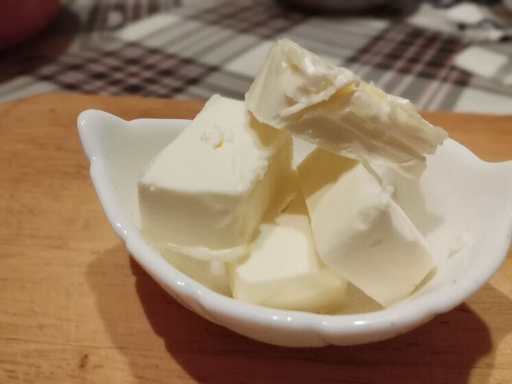 Слои грязи и нарушения нашли на предприятии по фасовке масла в Петербурге