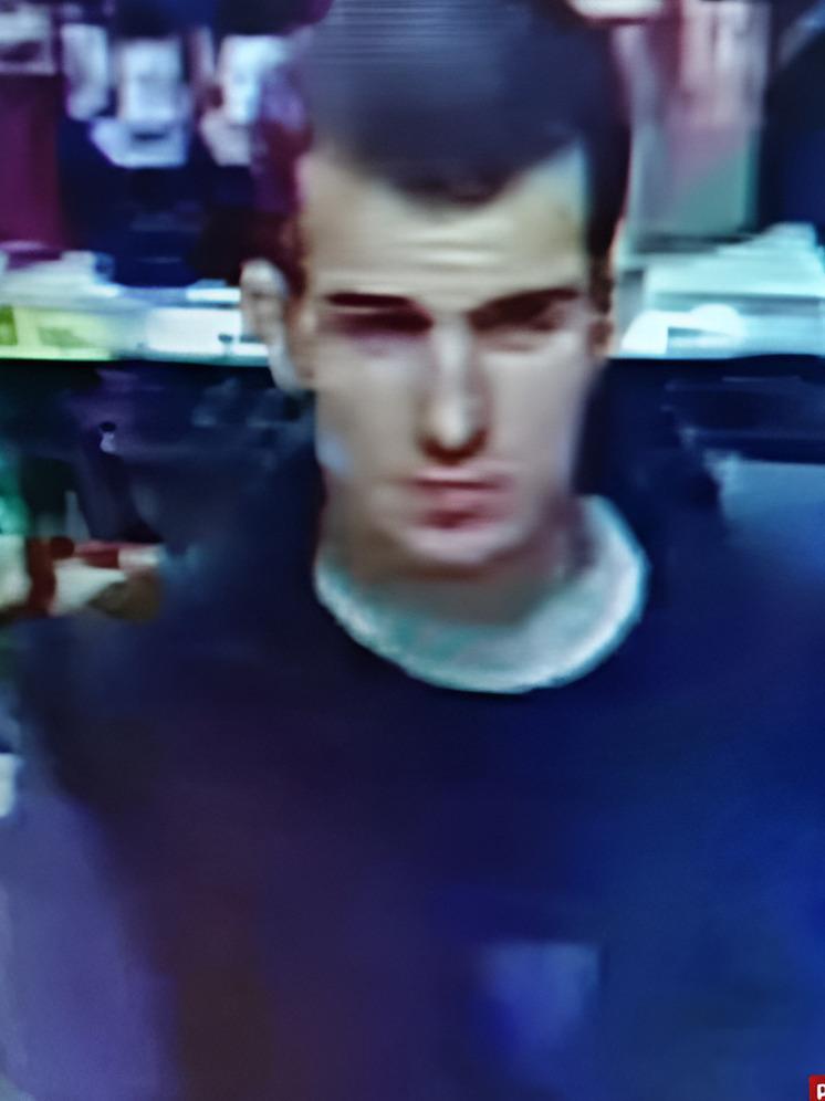 Полиция поделилась фото подозреваемого в краже круглой суммы со счёта псковички