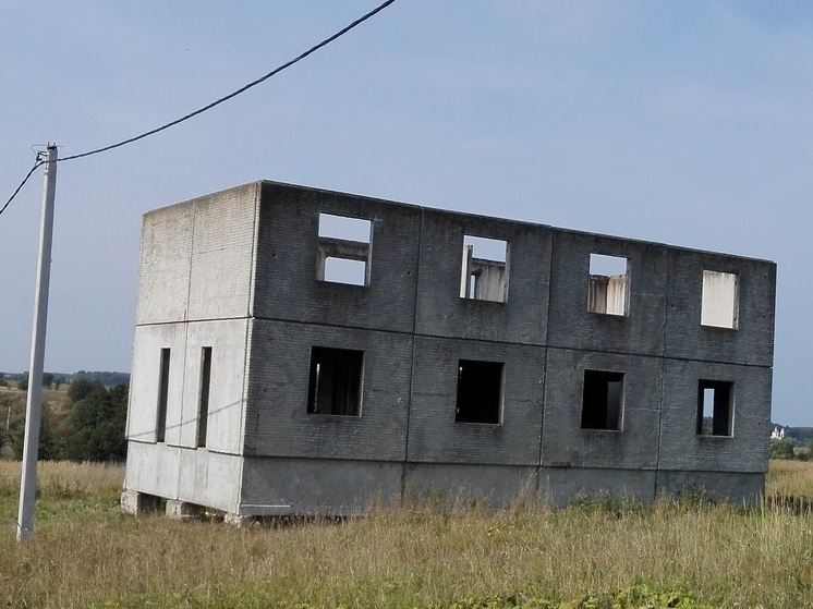 В тульском селе Демидовское выставлены на торги 6 зданий с земельными участками