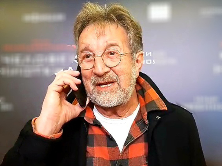 Популярный актер театра и кино Леонид Ярмольник приехал в среду в Домодедовский городской суд для дачи показаний