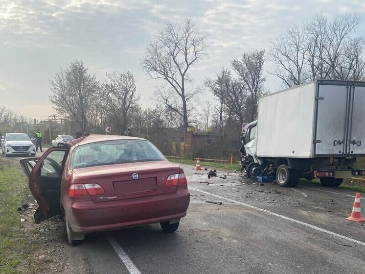 В столкновении авто в Тахтамукайском районе Адыгеи погиб пожилой водитель