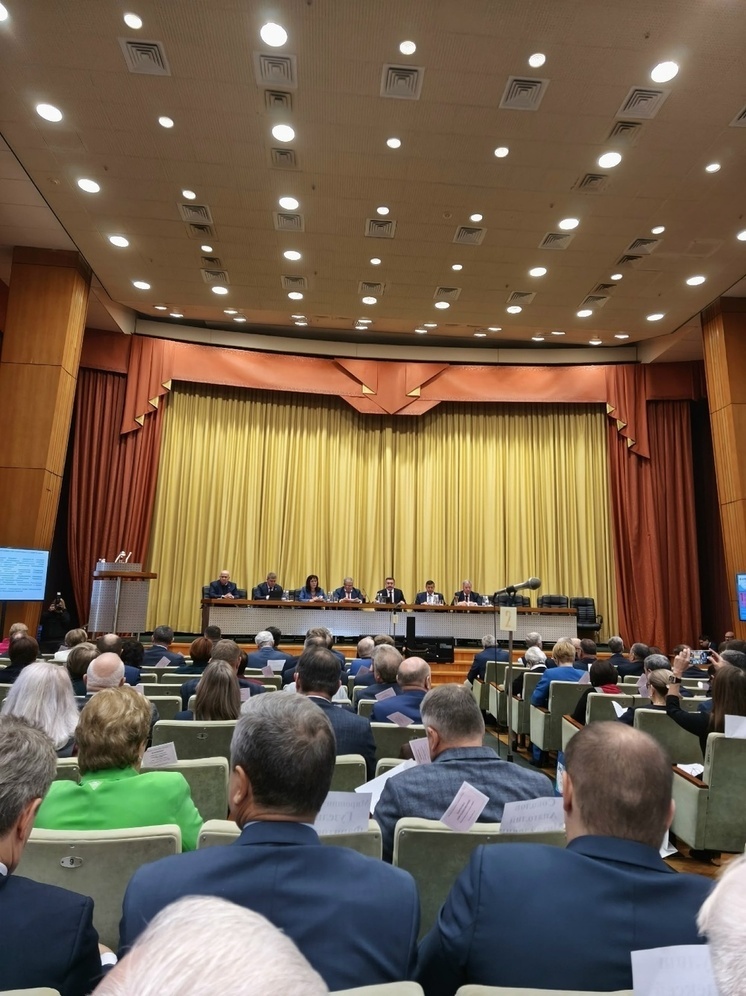 Председатель Союза профсоюзов Карелии Илья Косенков принимает участие в Генеральном Совете ФНПР, который проходит сейчас в Москве