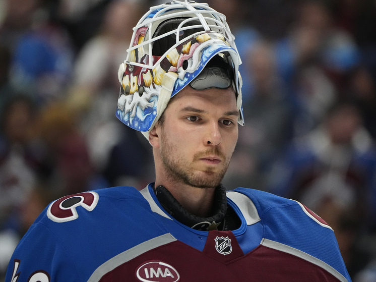 Московский «Спартак» сумел исправиться перед собственными болельщиками за разгром, учиненный им минским «Динамо» в прошедшую субботу (0:6), в упорном поединке взяв верх над «Ак Барсом» с футбольным счетом 1:0