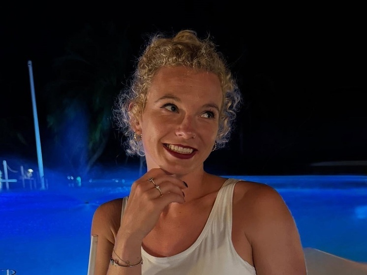 29-летняя чешская теннисистка Катерина Синякова поделилась пляжными фото. Двукратная олимпийская чемпионка сфотографировалась в голубом бикини.