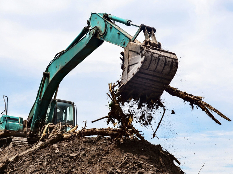 В Самаре выбрали подрядчика для сноса заброшенного здания у психбольницы