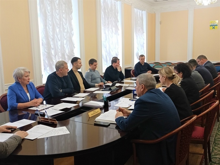 Долги вместо доходов: почему бюджет Оренбурга недополучает миллионы