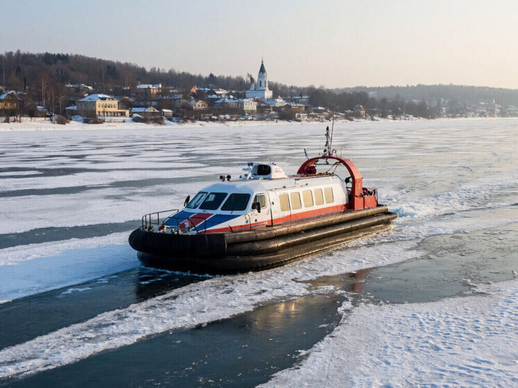 В Тутаеве на переправу выйдет судно на воздушной подушке