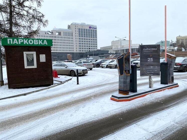 В Красноярске открывается муниципальная парковка у Коммунального моста