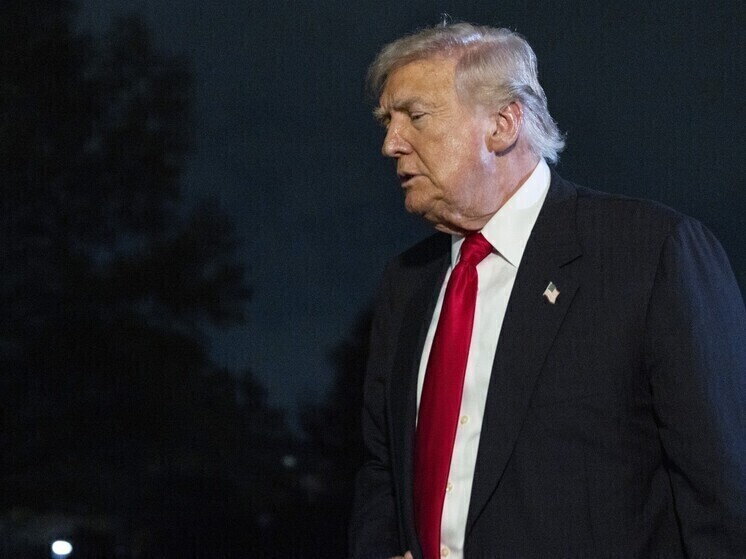 Трамп: миграционная политика Байдена стала угрозой для существования США