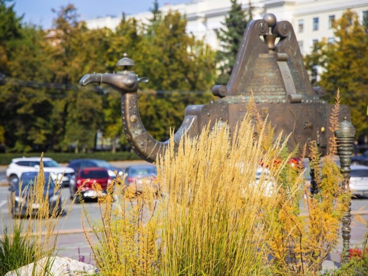 В Челябинске художники превратили 30 инженерных шкафов в арт-объекты