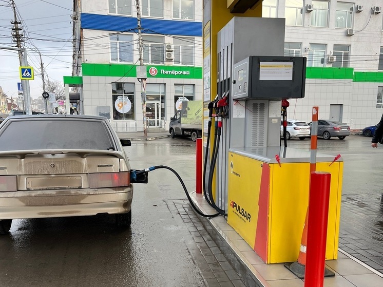 Бензин в Саратовской области подешевел
