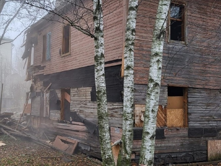 Прокуратура принудила администрацию Петрозаводска снести ветхий аварийный дом