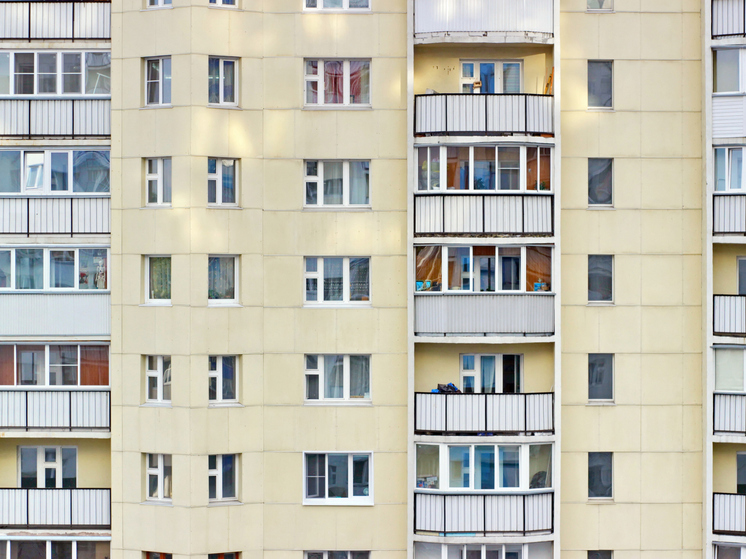 Администрация Архангельска сообщила о вступлении в силу с 1 декабря ряда поправок в Жилищный кодекс, которые меняют порядок управления многоквартирными домами и усиливают контроль собственников над общим имуществом