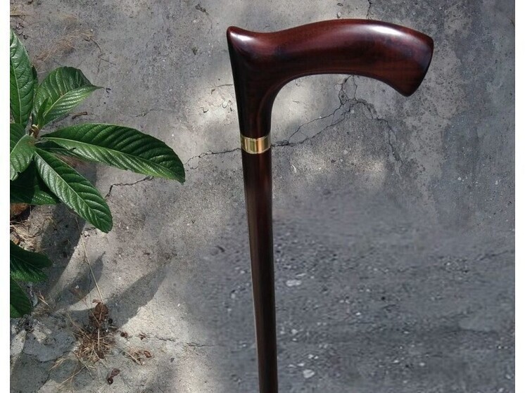 Мужчину с тростью в Палехе оштрафовали за побои