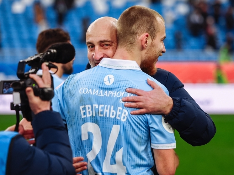 «Топи за «Крылья»: защитник Роман Евгеньев продлил контракт с самарским клубом