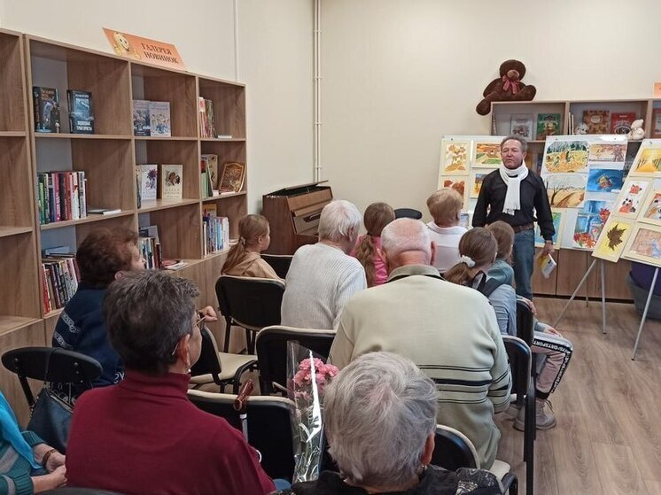 В библиотеке-филиале № 18 Севастополя состоялась литературно-музыкальная гостиная «Осенний бал поэзии», объединившая выступления поэтов, музыкантов и выставку работ юных художников