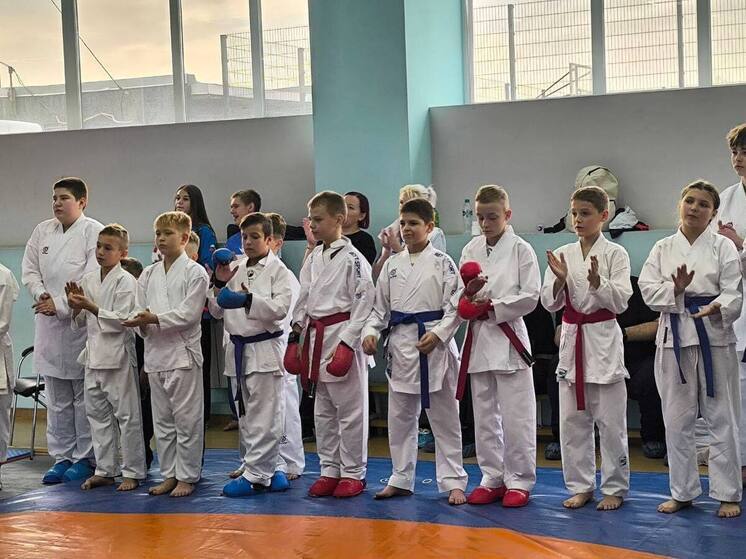 В Мелитополе прошли соревнования по карате в честь памяти героев СВО