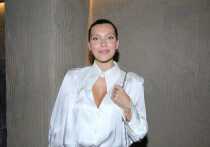 Телеведущая Регина Тодоренко откровенно рассказала о кризисе после рождения первенца, помощи специалиста и активном отцовстве Влада Топалова