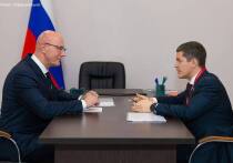 Губернатор ЯНАО Дмитрий Артюхов и заместитель Председателя Правительства РФ Дмитрий Чернышенко проверит рабочую встречу в Сочи