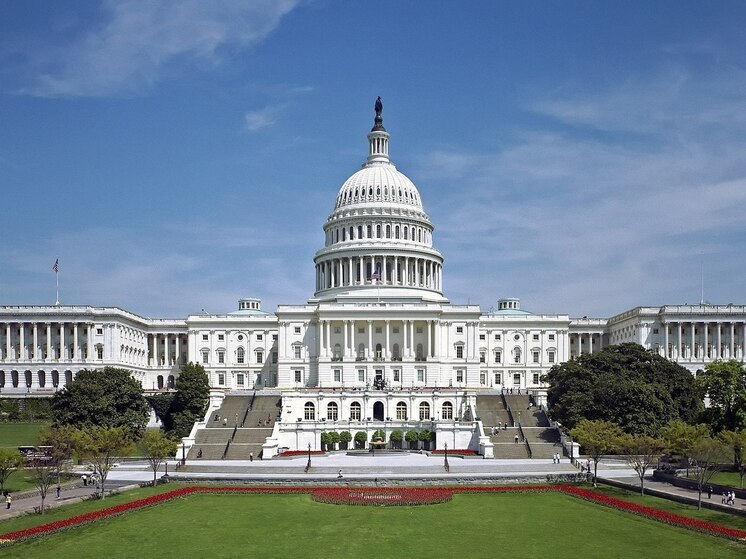 Конгрессмен Гилл призвал к депортации «дикарей» после стрельбы около Белого дома