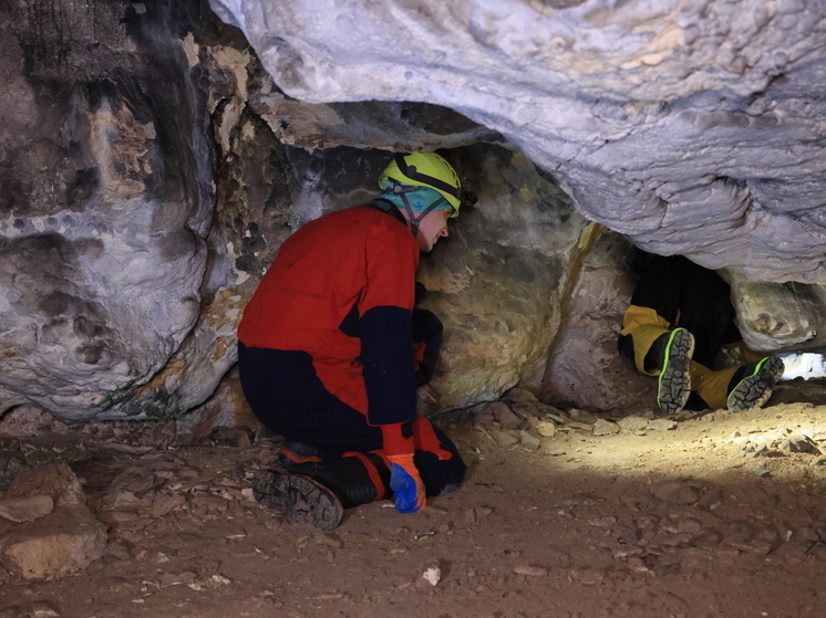 Ученые ищут на Южном Урале новую пещеру с древними рисунками