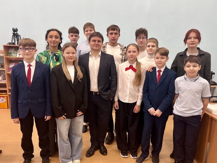 Дружба, покоряющая стратосферу: как брянские школьники строят мост к звездам