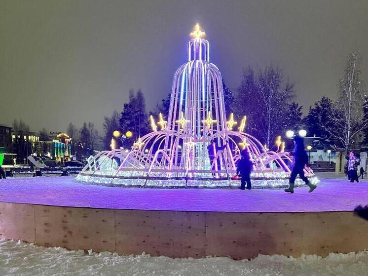 В Белоярском зажгли «Новогодний фонтан»