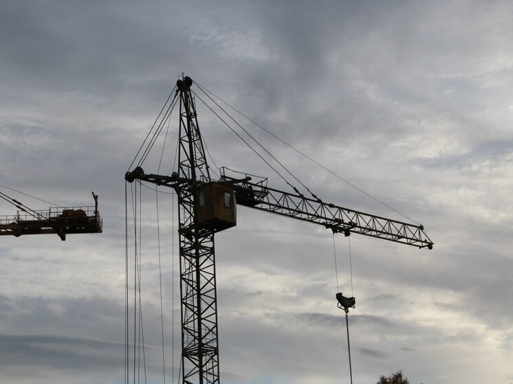 Минздрав поставил на паузу строительство четырех поликлиник в Барнауле