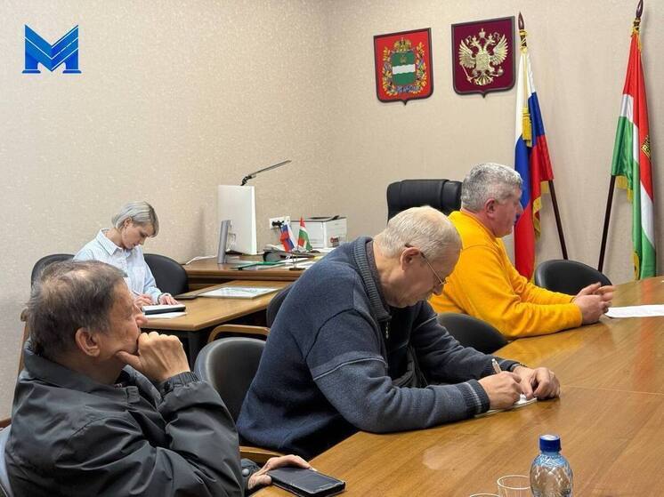 Калужане обратили внимание на дороги, свет и безопасность