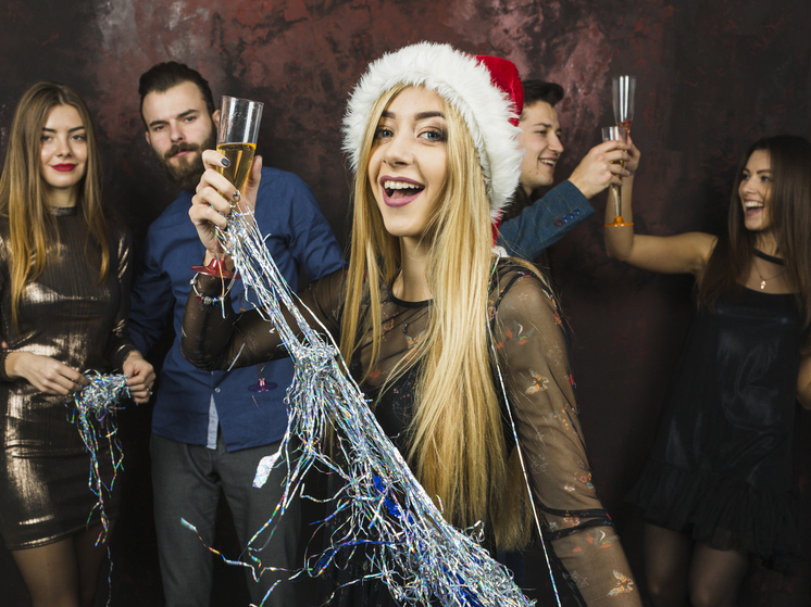 Нижегородки рассказали, в чем встретят Новый год и сколько потратят