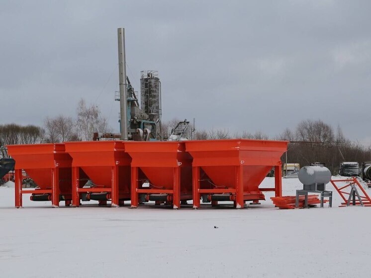 На омском асфальтобетонном заводе монтируют новую установку