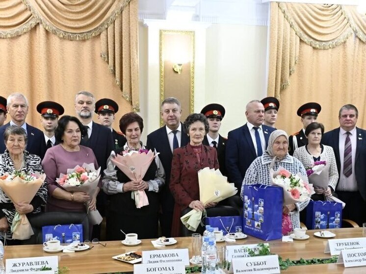 Руководители Брянской области встретились с матерями Героев СВО