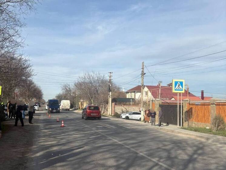 В Симферопольском районе под колесами иномарки погибла 13-летняя школьница